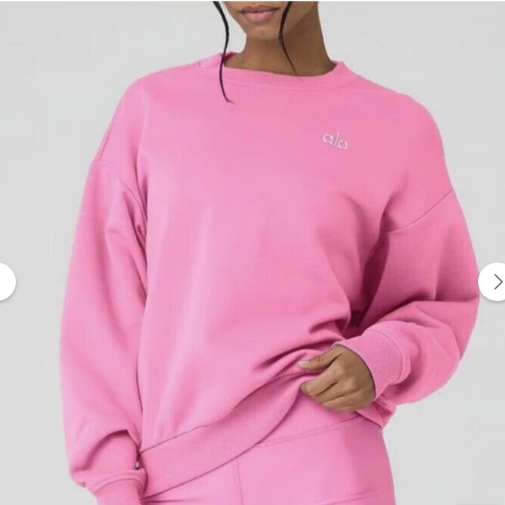 Alo Yoga Accolade Crewneck in Paradise Pink Size XS